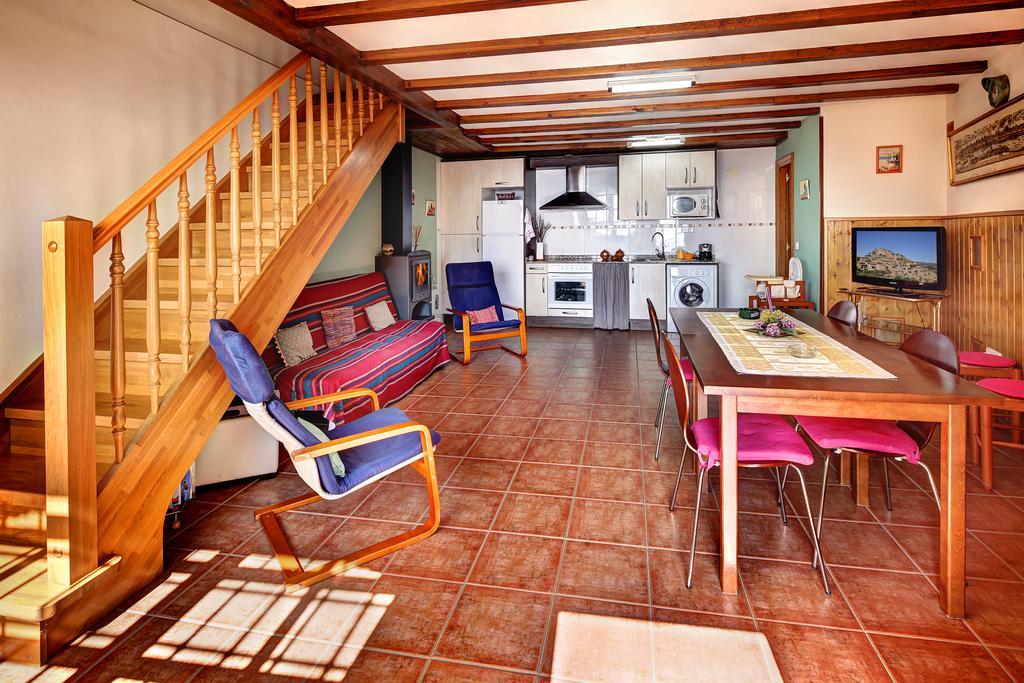 Apartamentos Bellavista Alquézar Szoba fotó