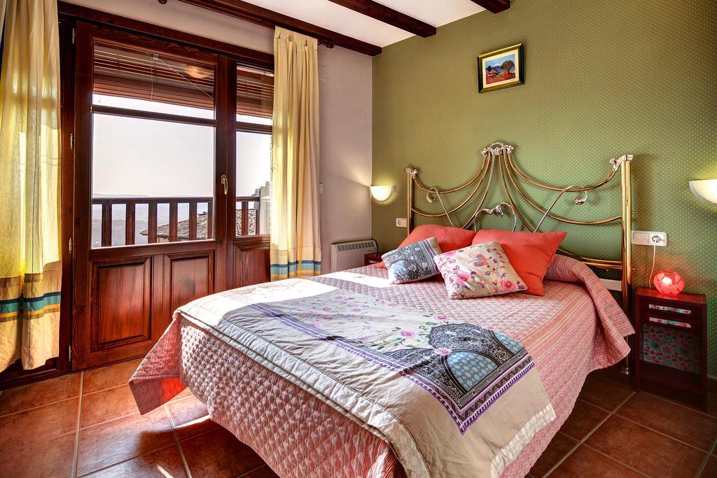 Apartamentos Bellavista Alquézar Szoba fotó