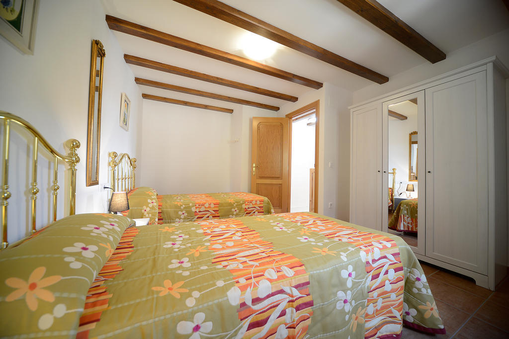 Apartamentos Bellavista Alquézar Szoba fotó